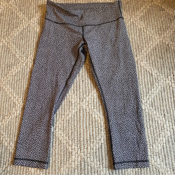 Lululemon Wunder Under Crop III - Frozen Fizz White Black - Picture 5 of 12